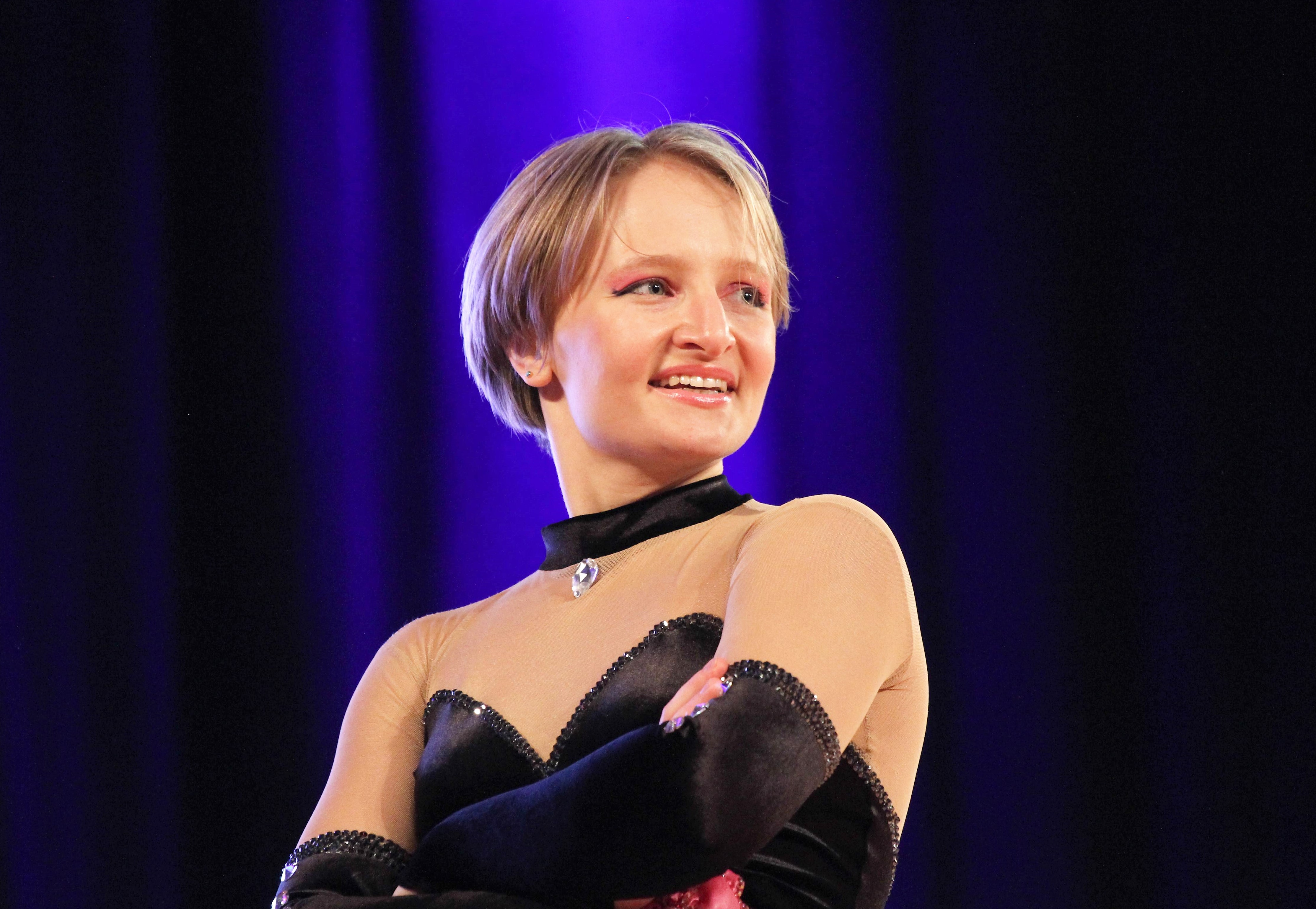 Putins Tochter zur Schönheits-OP in München! Vampir-Lifting kostet jedes mal mehr als 4.000 Euro!