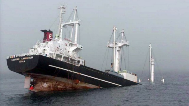 Russland versenkt Estnisches Frachtschiff! Nach Beschuss - Estnischer Frachter sinkt vor Odessa!