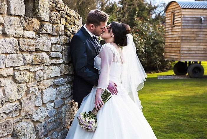 Wie bitte? Sky-Moderator heiratet die Freundin seiner Tochter - er ist 30 Jahre älter!