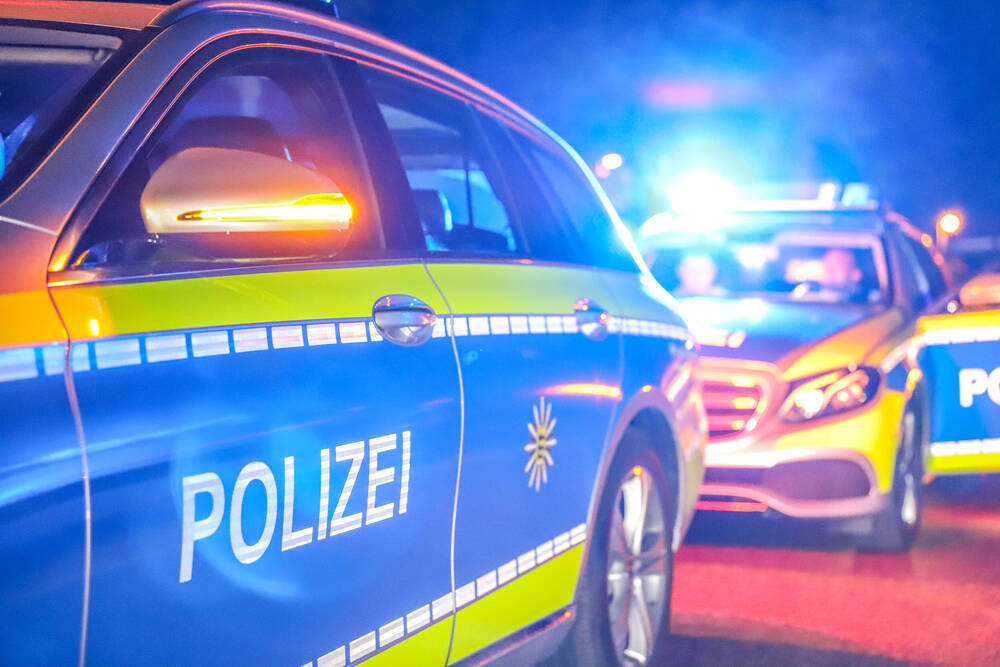 Achtung! Häftling ausgebrochen! Polizei warnt die Bevölkerung und fahndet mit Großaufgebot!