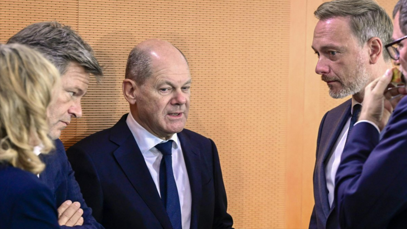 Deutschland will Neuwahlen! Umfrage unter Wählern belegt es: Mehrheit der Deutschen wünscht sich Ampel-Aus!