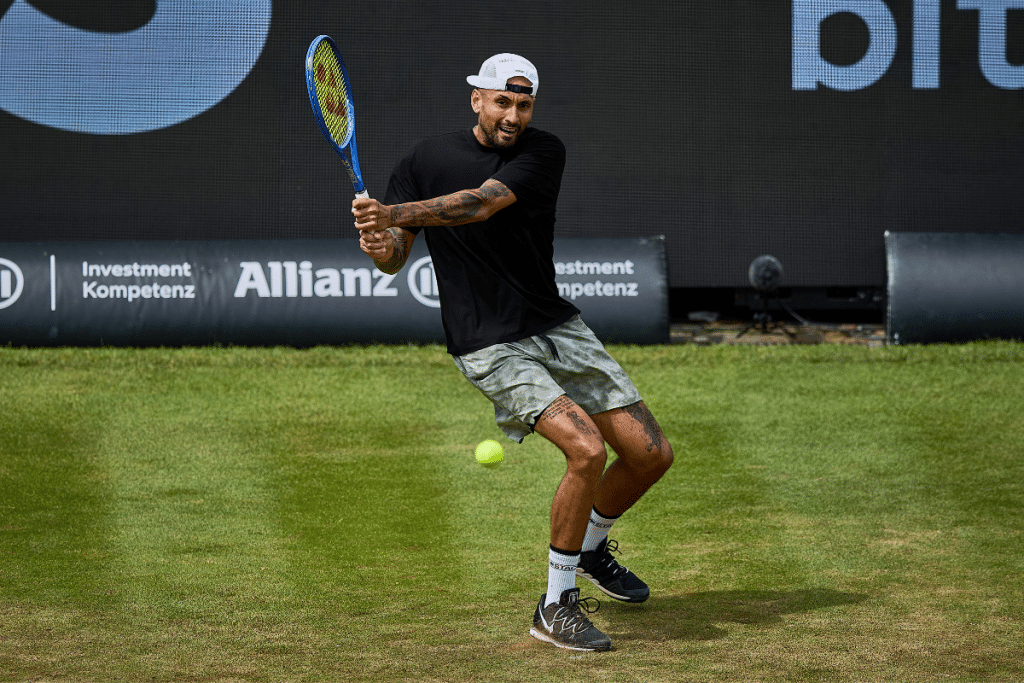 Nick Kyrgios voorlopig geschorst na positieve test: 'Diep teleurgesteld'