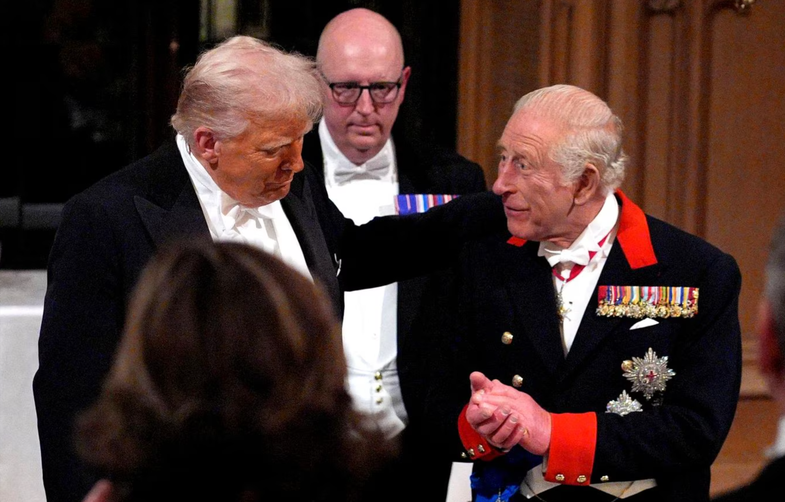 Trump Claims He’s Distant Relative of King Charles — Expresses Interest in Buckingham Palace!