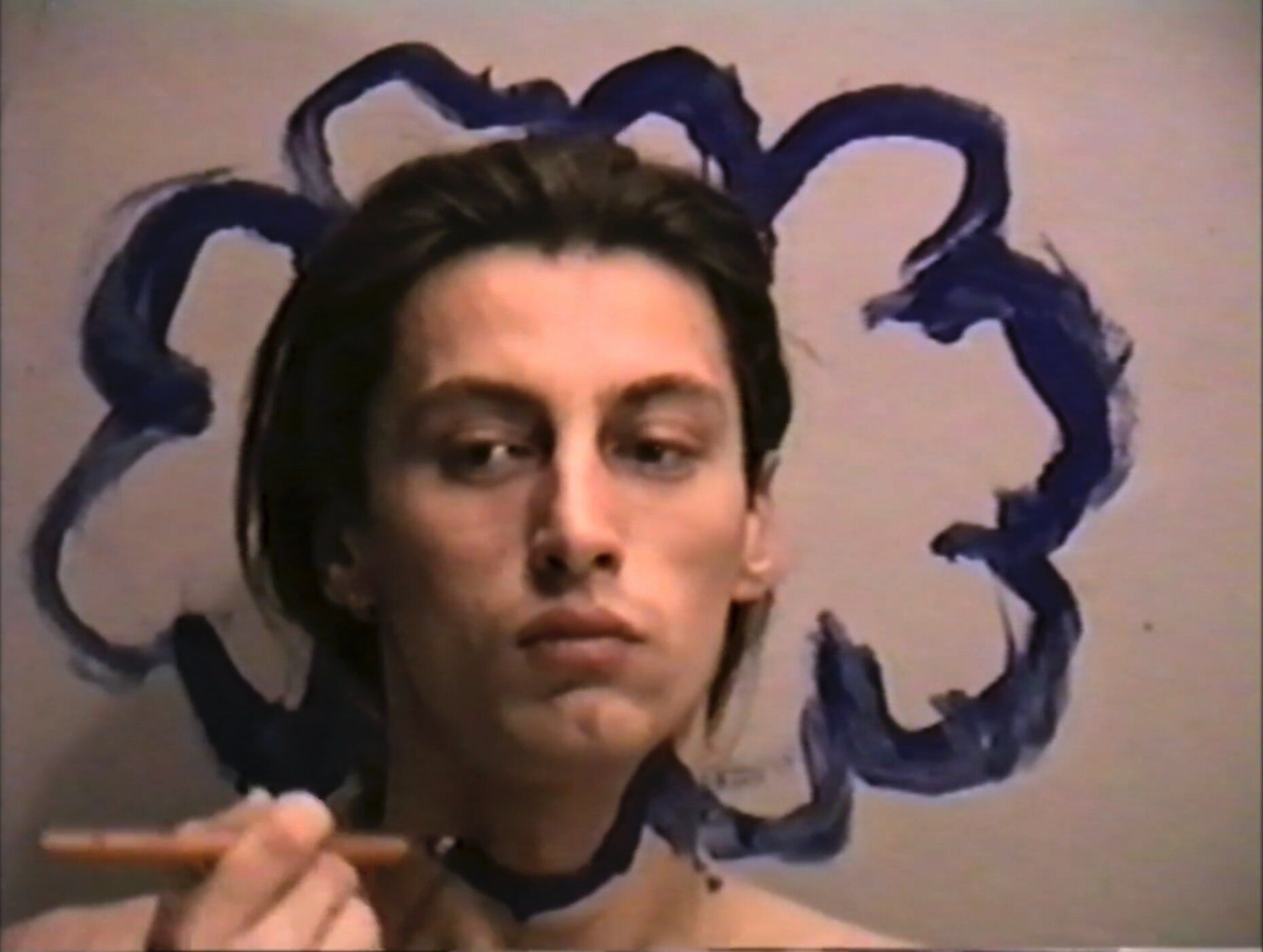 Hij filmde zijn eigen psychose en zet het in de bioscoop — een intieme ode aan liefde en kunst