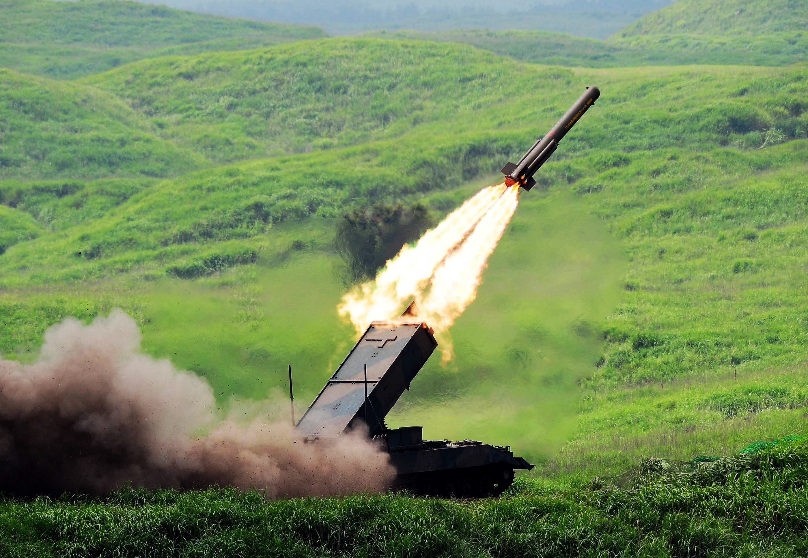 Nach Raketeneinschlag in Polen: Russischer General geht nicht ans Telefon - es hätte den 3. Weltkrieg auslösen können!