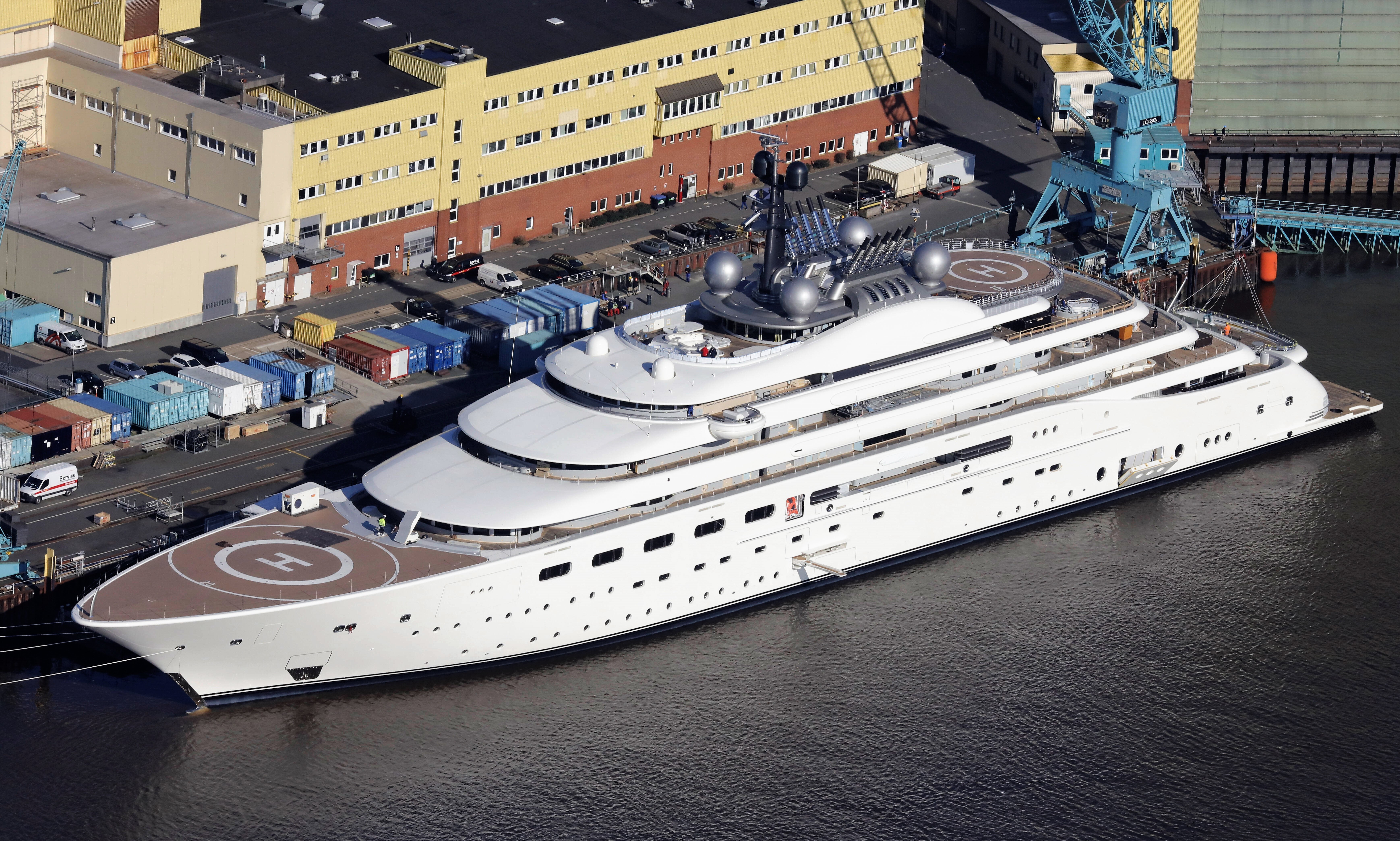 Jetzt geht es den Russen ans Geld! Eingefrorenes Vermögen reicher Russen soll an die Ukraine gezahlt werden 