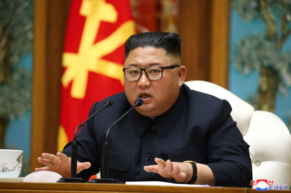Kim Jong Un dreht durch! Jetzt tötet er seine Minister - Säuberung in Nord-Koreas Regierung!