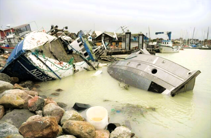 Sturmflut hinterlässt Millionen-Schäden und Toten in Deutschland !Stürmische Chaos-Nacht an der Küste