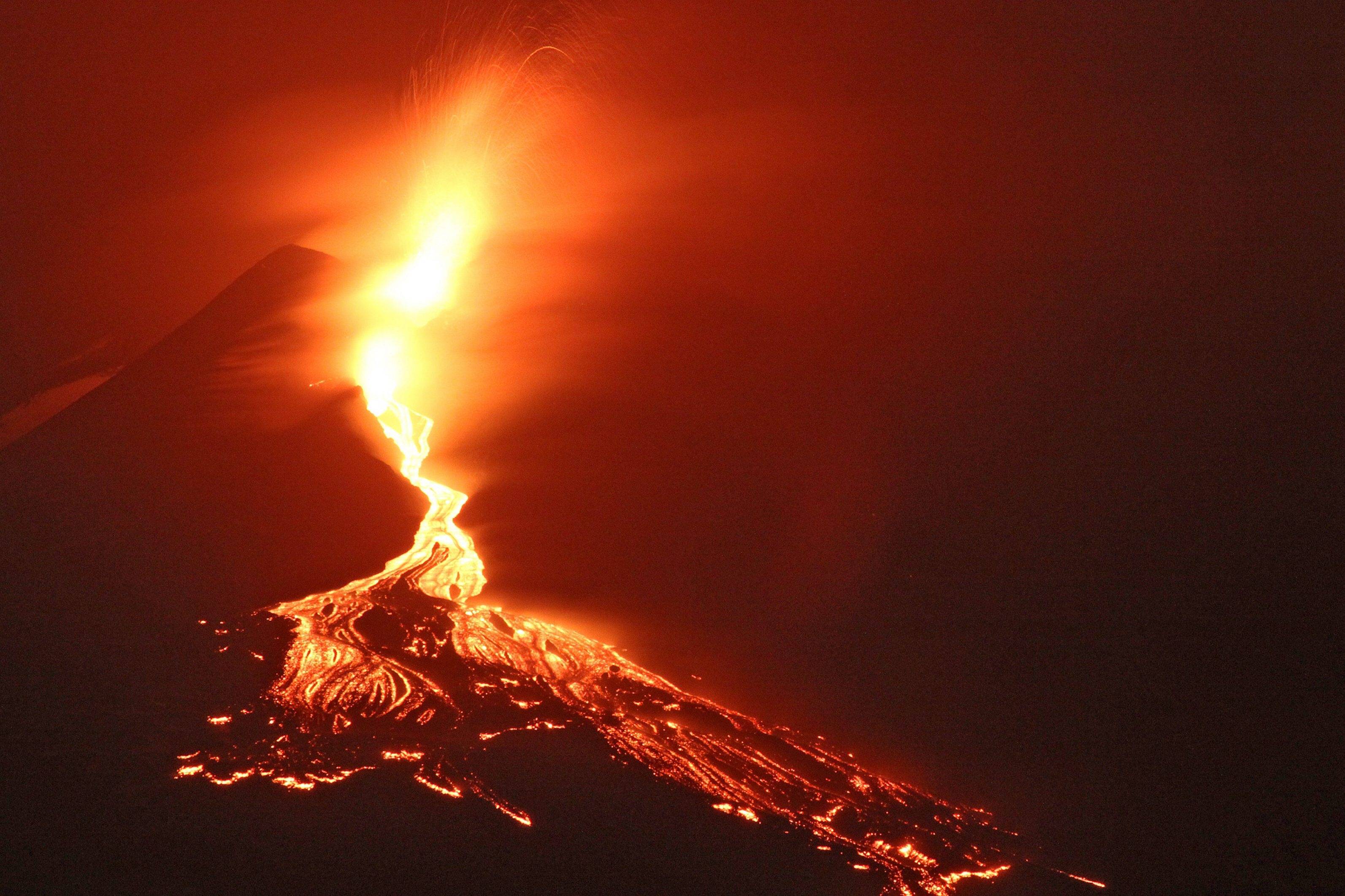 Mega Erdbeben bei Supervulkan in Europa! Droht uns ein massiver Ausbruch?